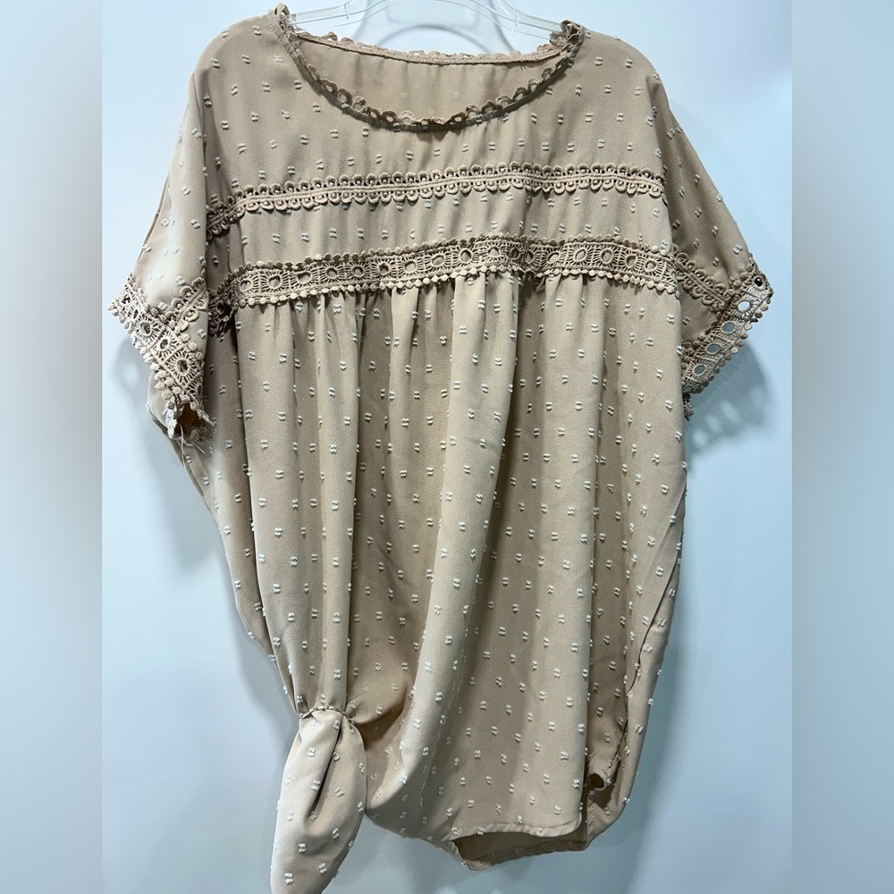 XL Elegant Tan Women's Top
